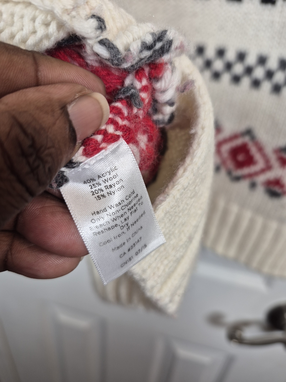 Talbots Cream Red Fair Isle Wool Blend Sweater Medium Cozy Cabincore Nordic Knit - Picture 6 of 6